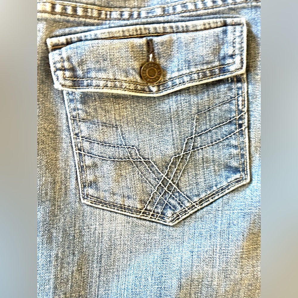 Y2K Gap Curvy Light Wash Flap Button Pocket Jeans size 10 - Picture 8 of 11
